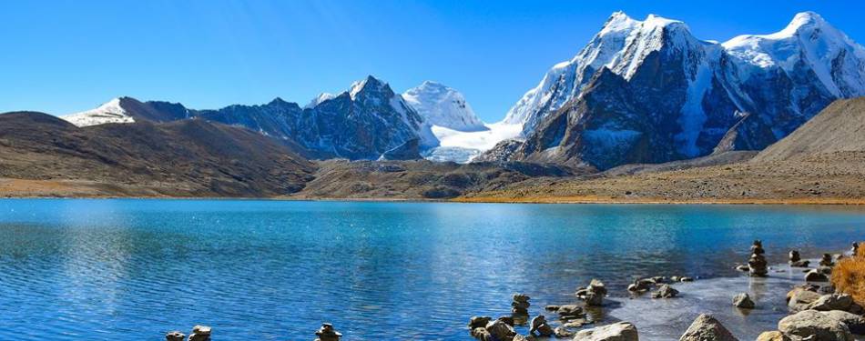 Why people wants to visit Gurudongmar Lake